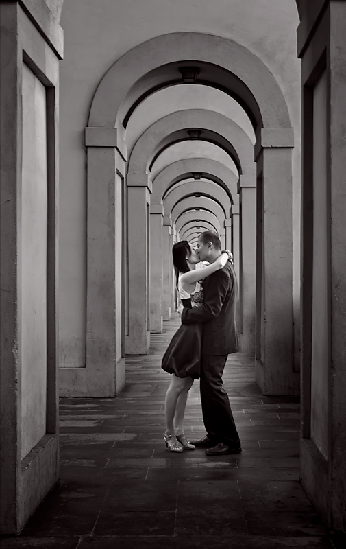   My friend and occasional contributor, George James, shot this scene in Italy. It forms part of his  Venice collection which is well worth a visit   